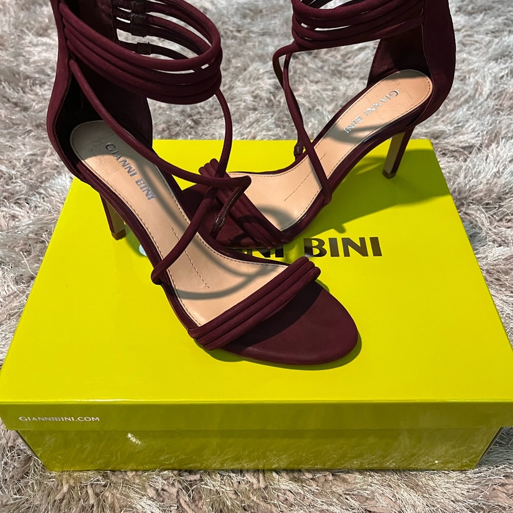 Gianni Bini Wine strapped heel